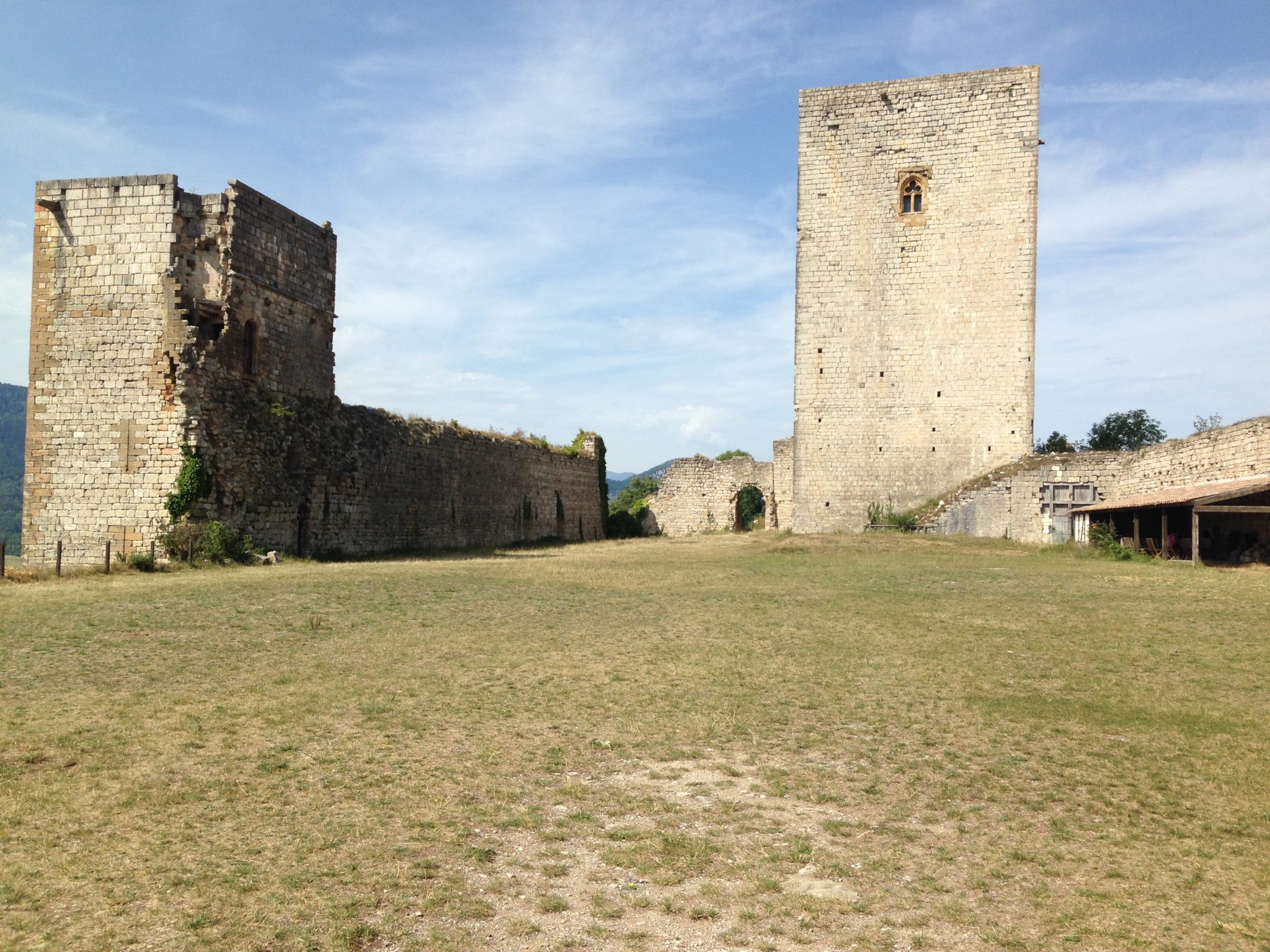 Séjour nature et patrimoine avec Aud’Étour : exploration des châteaux et gorges des Pyrénées Audoises